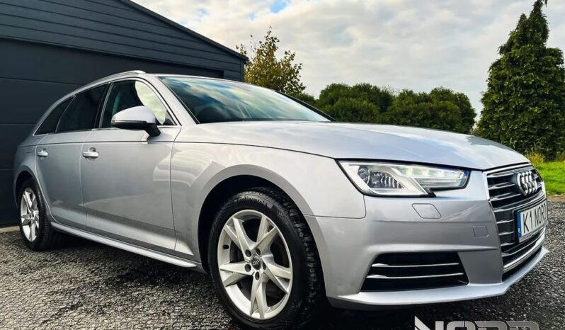AUDI A4  | FWD (przód) | Manualna | 150 KM | Srebrny full