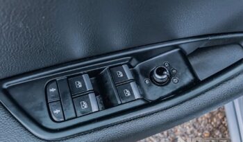 AUDI A4  | FWD (przód) | Manualna | 150 KM | Srebrny full