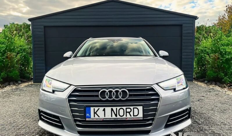 AUDI A4  | FWD (przód) | Manualna | 150 KM | Srebrny full