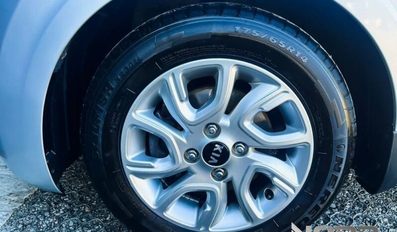 KIA Picanto  | FWD (przód) | Manualna | 67 KM | Srebrny full