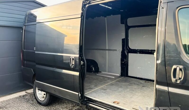 PEUGEOT Boxer  | FWD (przód) | Manualna | 165 KM | Czarny full