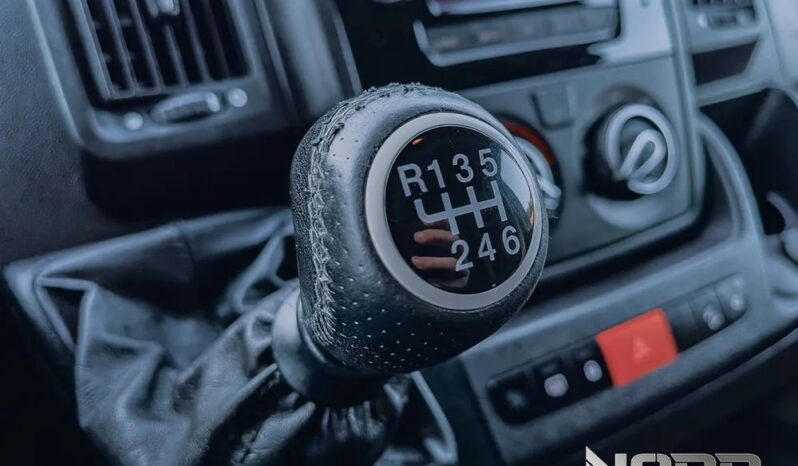 PEUGEOT Boxer  | FWD (przód) | Manualna | 165 KM | Czarny full