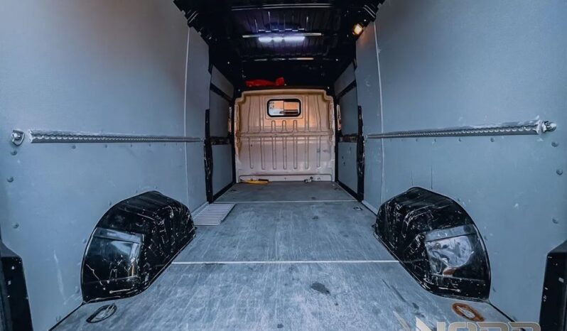 PEUGEOT Boxer  | FWD (przód) | Manualna | 165 KM | Czarny full