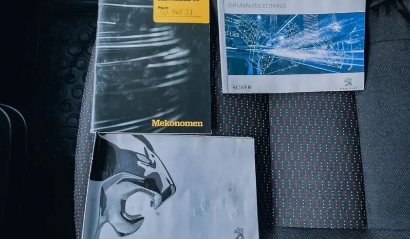 PEUGEOT Boxer  | FWD (przód) | Manualna | 165 KM | Czarny full