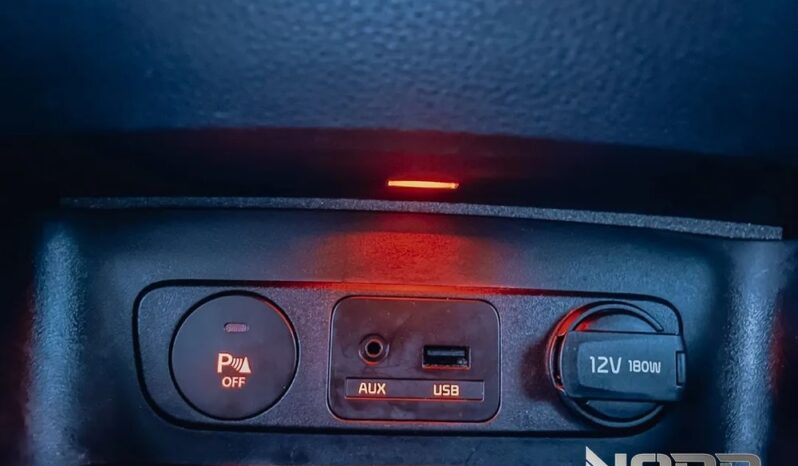 KIA Sportage  | FWD (przód) | Manualna | 135 KM | Pomarańczowy full