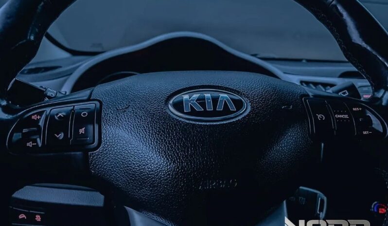 KIA Sportage  | FWD (przód) | Manualna | 135 KM | Pomarańczowy full