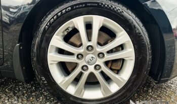 KIA Ceed  | FWD (przód) | Manualna | 110 KM | Czarny full