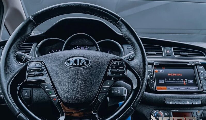 KIA Ceed  | FWD (przód) | Manualna | 110 KM | Czarny full
