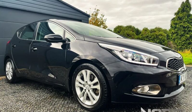 KIA Ceed  | FWD (przód) | Manualna | 110 KM | Czarny full