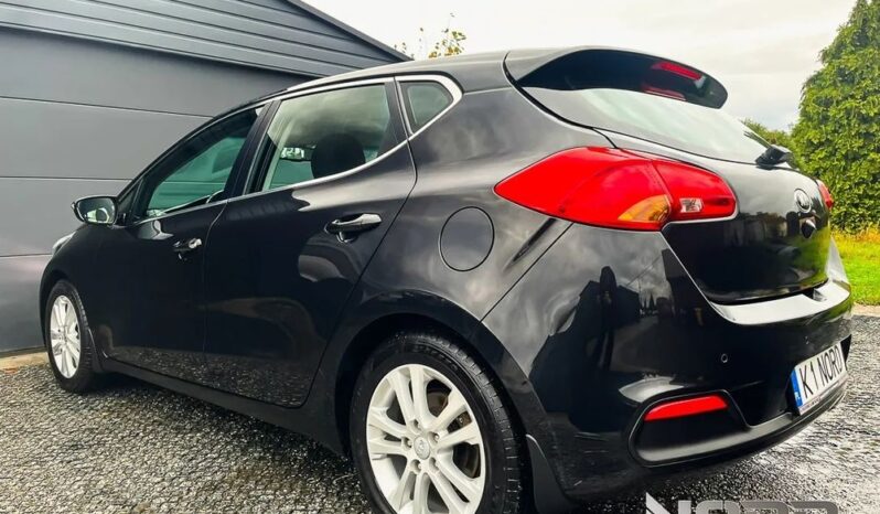 KIA Ceed  | FWD (przód) | Manualna | 110 KM | Czarny full