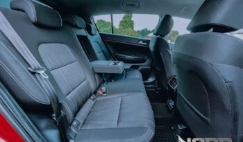 KIA Sportage  | FWD (przód) | Manualna | 132 KM | Czerwony full