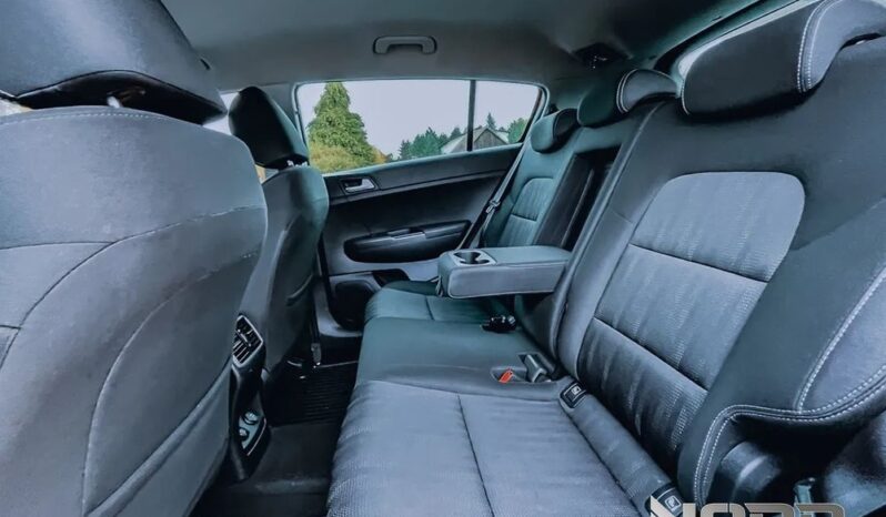 KIA Sportage  | FWD (przód) | Manualna | 132 KM | Czerwony full