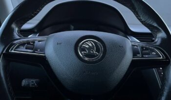 SKODA Octavia  | 4×4 (stały) | Automatyczna | 150 KM | Czarny full