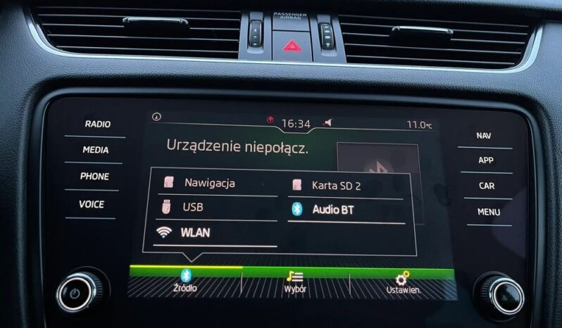 SKODA Octavia  | 4×4 (stały) | Automatyczna | 150 KM | Czarny full