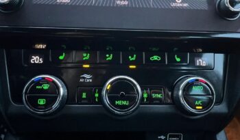 SKODA Octavia  | 4×4 (stały) | Automatyczna | 150 KM | Czarny full