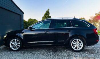 SKODA Octavia  | 4×4 (stały) | Automatyczna | 150 KM | Czarny full