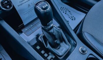 SKODA Octavia  | 4×4 (stały) | Automatyczna | 184 KM | Biały full