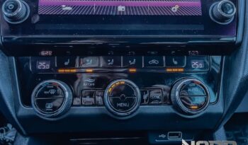 SKODA Octavia  | 4×4 (stały) | Automatyczna | 184 KM | Biały full