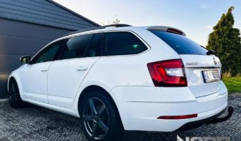 SKODA Octavia  | 4×4 (stały) | Automatyczna | 184 KM | Biały full