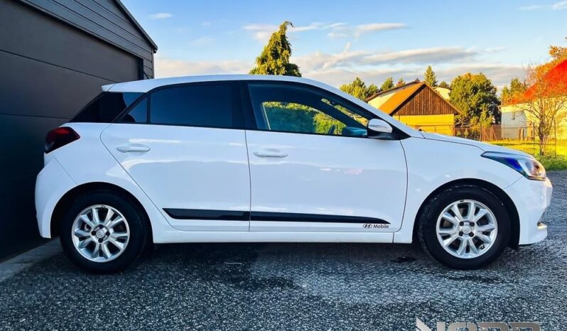 HYUNDAI i20  | FWD (przód) | Manualna | 100 KM | Biały full