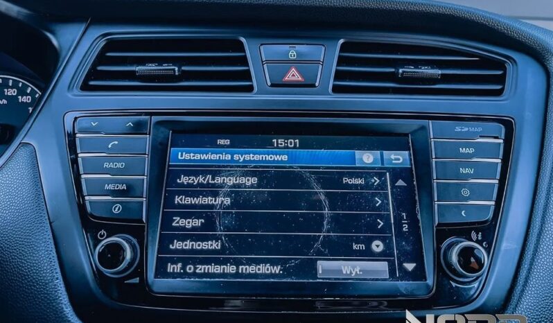 HYUNDAI i20  | FWD (przód) | Manualna | 100 KM | Biały full