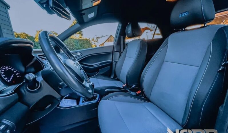 HYUNDAI i20  | FWD (przód) | Manualna | 100 KM | Biały full