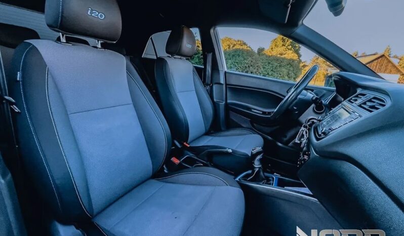 HYUNDAI i20  | FWD (przód) | Manualna | 100 KM | Biały full