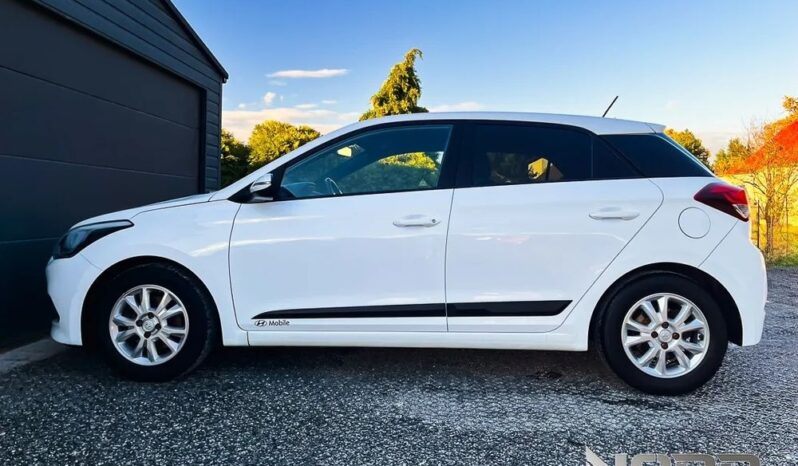 HYUNDAI i20  | FWD (przód) | Manualna | 100 KM | Biały full