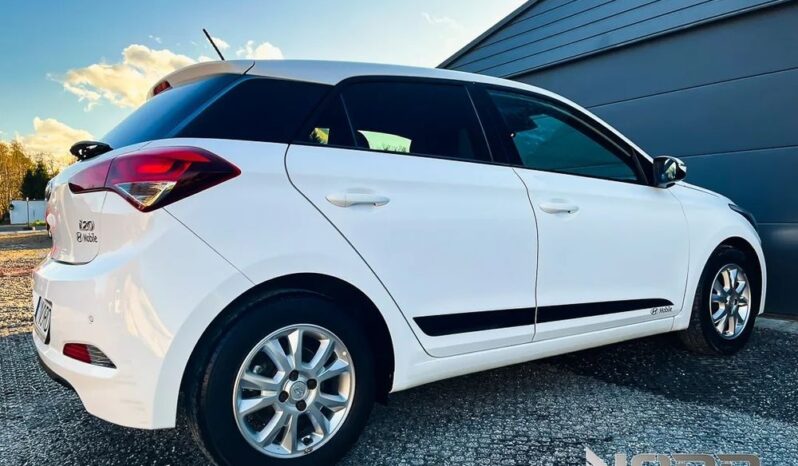 HYUNDAI i20  | FWD (przód) | Manualna | 100 KM | Biały full