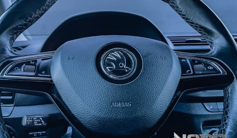 SKODA Fabia  | FWD (przód) | Automatyczna | 110 KM | Szary full