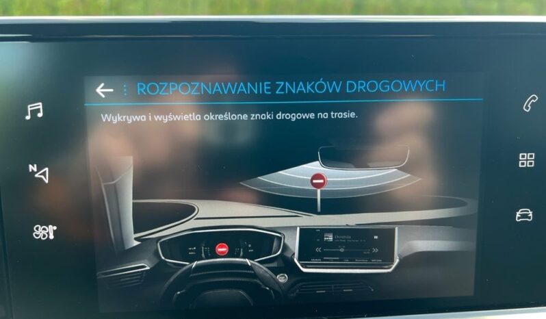 PEUGEOT 2008  | FWD (przód) | Automatyczna | 130 KM | Biały full