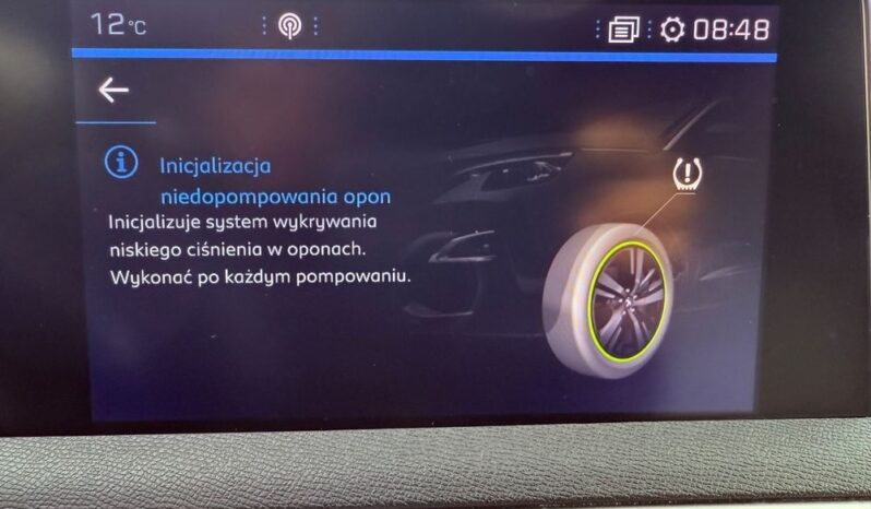 PEUGEOT 3008  | FWD (przód) | Automatyczna | 131 KM | Bordowy full