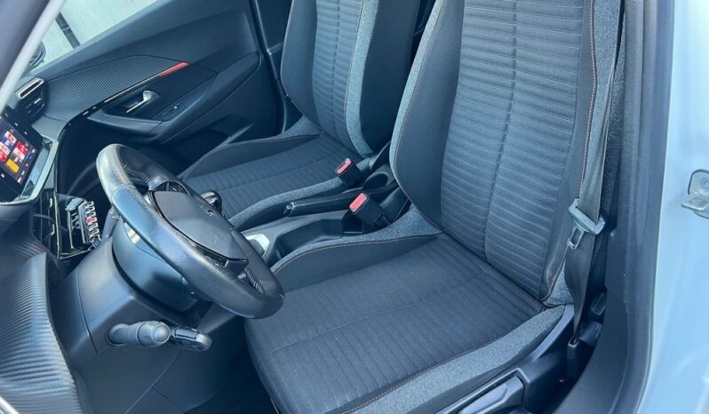 PEUGEOT 2008  | FWD (przód) | Manualna | 110 KM | Biały full