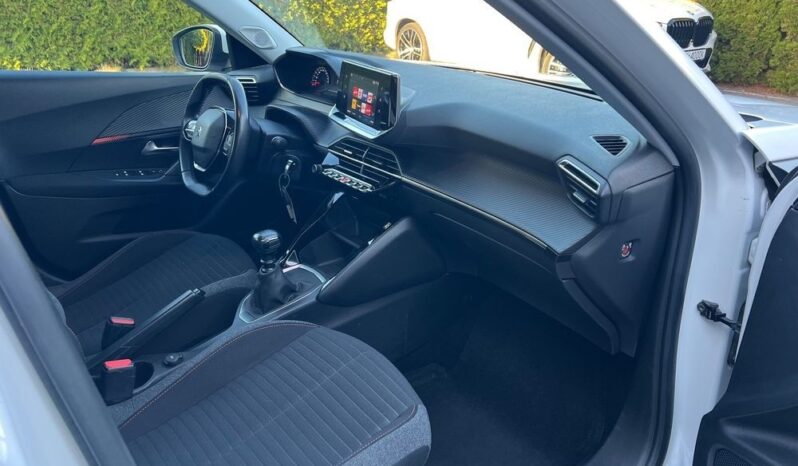 PEUGEOT 2008  | FWD (przód) | Manualna | 110 KM | Biały full