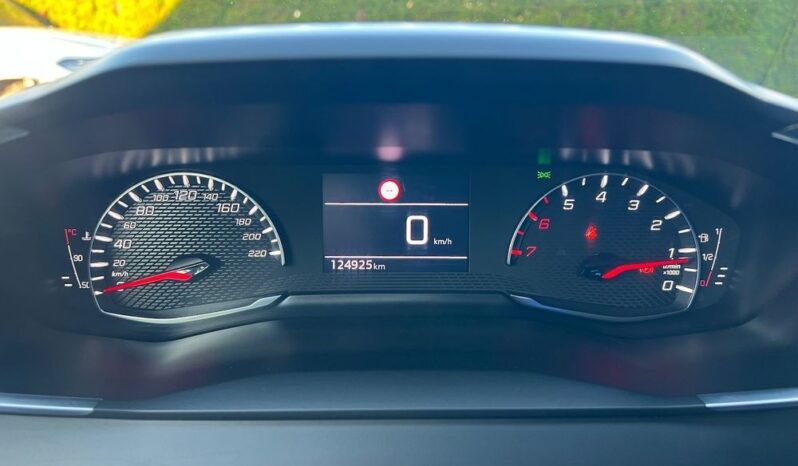 PEUGEOT 2008  | FWD (przód) | Manualna | 110 KM | Biały full