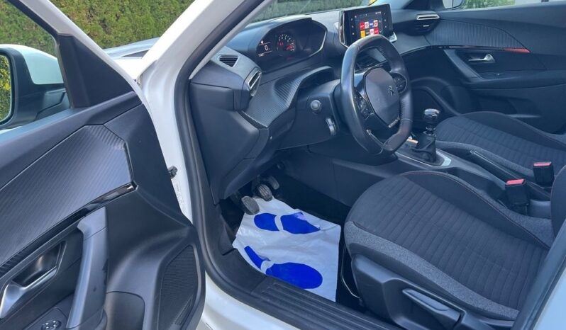 PEUGEOT 2008  | FWD (przód) | Manualna | 110 KM | Biały full