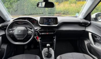 PEUGEOT 2008  | FWD (przód) | Manualna | 110 KM | Biały full