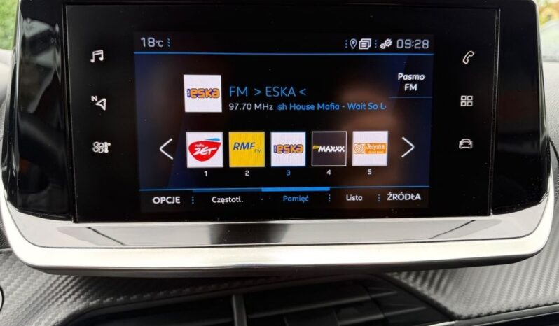 PEUGEOT 2008  | FWD (przód) | Manualna | 110 KM | Biały full