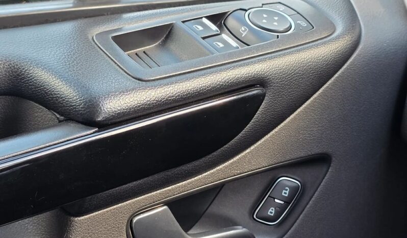 FORD Tourneo Custom  | FWD (przód) | Automatyczna | 130 KM | Niebieski full