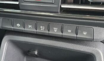 FORD Tourneo Connect  | FWD (przód) | Manualna | 122 KM | Czarny full