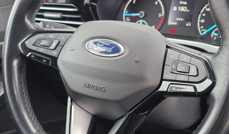 FORD Tourneo Connect  | FWD (przód) | Manualna | 122 KM | Czarny full