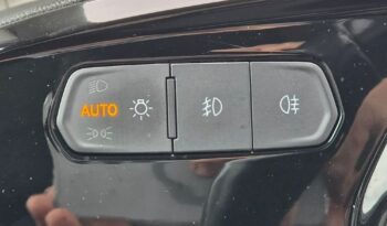 FORD Tourneo Connect  | FWD (przód) | Manualna | 122 KM | Czarny full