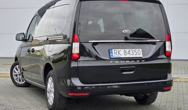 FORD Tourneo Connect  | FWD (przód) | Manualna | 122 KM | Czarny full