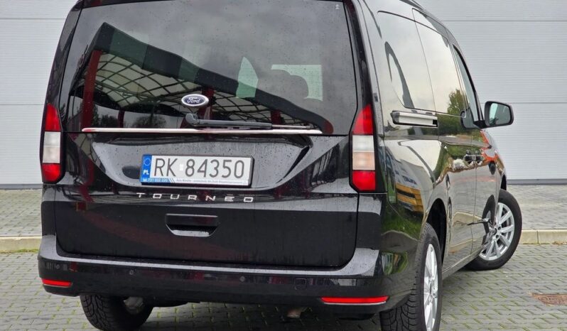 FORD Tourneo Connect  | FWD (przód) | Manualna | 122 KM | Czarny full
