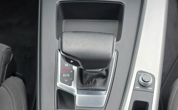 AUDI A4  | FWD (przód) | Automatyczna | 150 KM | Czarny full