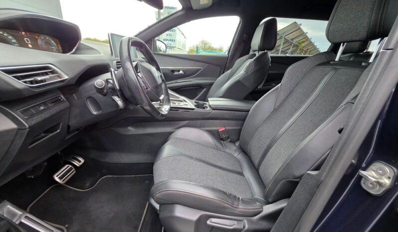 PEUGEOT 5008  | FWD (przód) | Automatyczna | 130 KM | Granatowy full