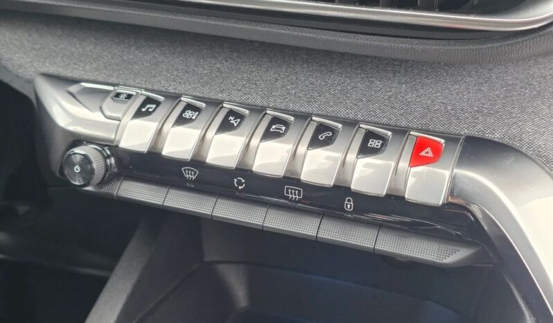 PEUGEOT 5008  | FWD (przód) | Automatyczna | 130 KM | Granatowy full