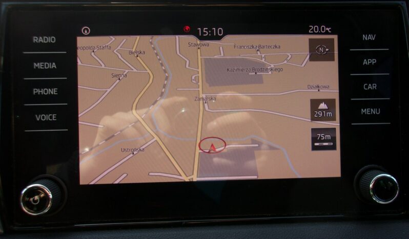 SKODA Karoq | FWD (przód) | Automatyczna Dwusprzeglowa | 150 KM | Szary full