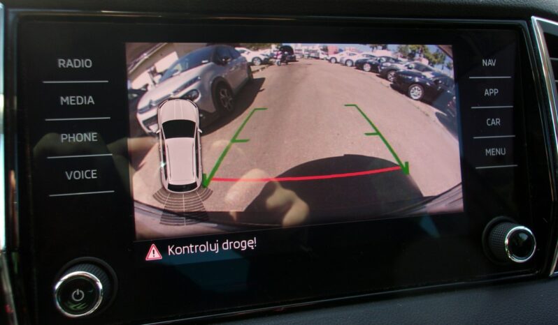 SKODA Karoq | FWD (przód) | Automatyczna Dwusprzeglowa | 150 KM | Szary full