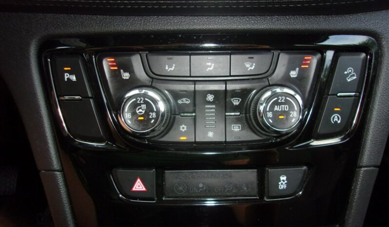 OPEL Mokka  | 4×4 Automatyczny | Manualna | 140 KM | Czarny full